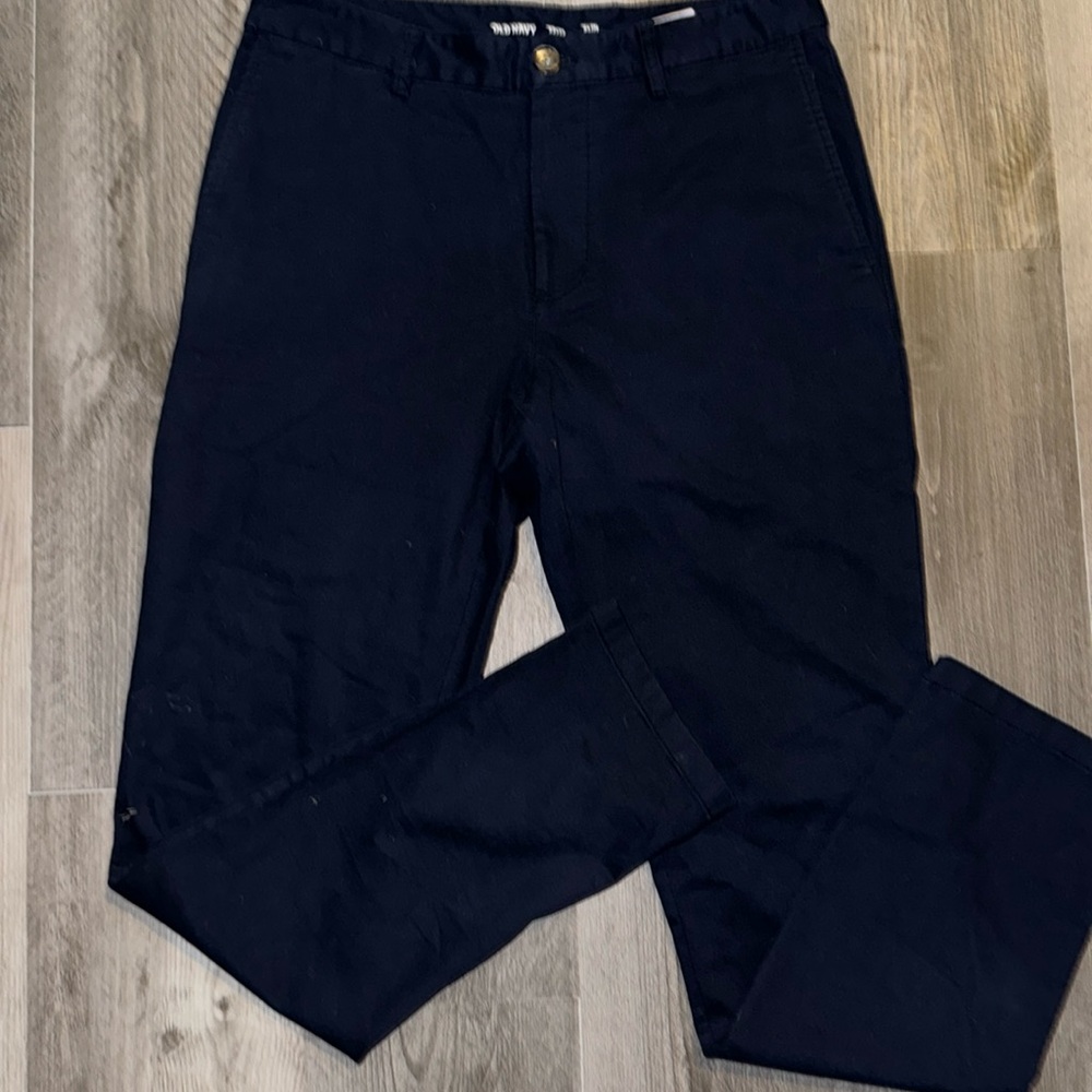 Old Navy chinos slim built in flex  32x32